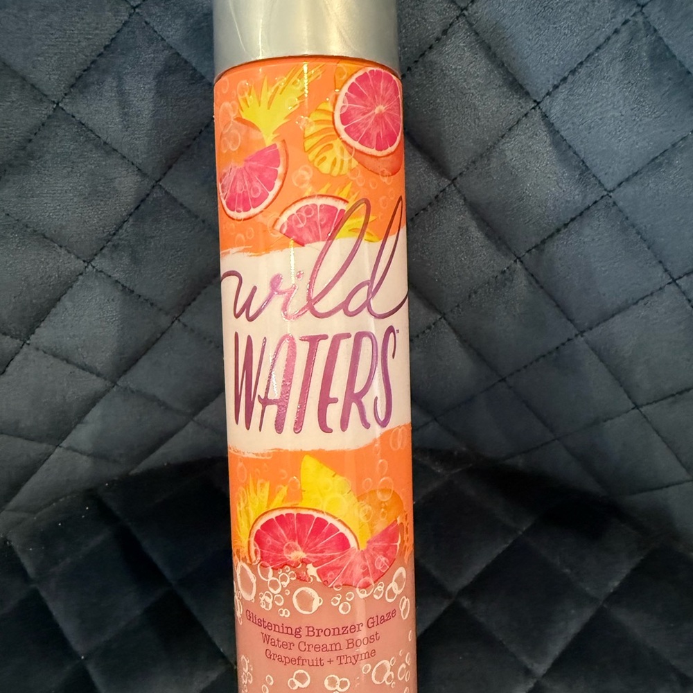 Wild Waters glistening Grapefruit Body lotion Mist